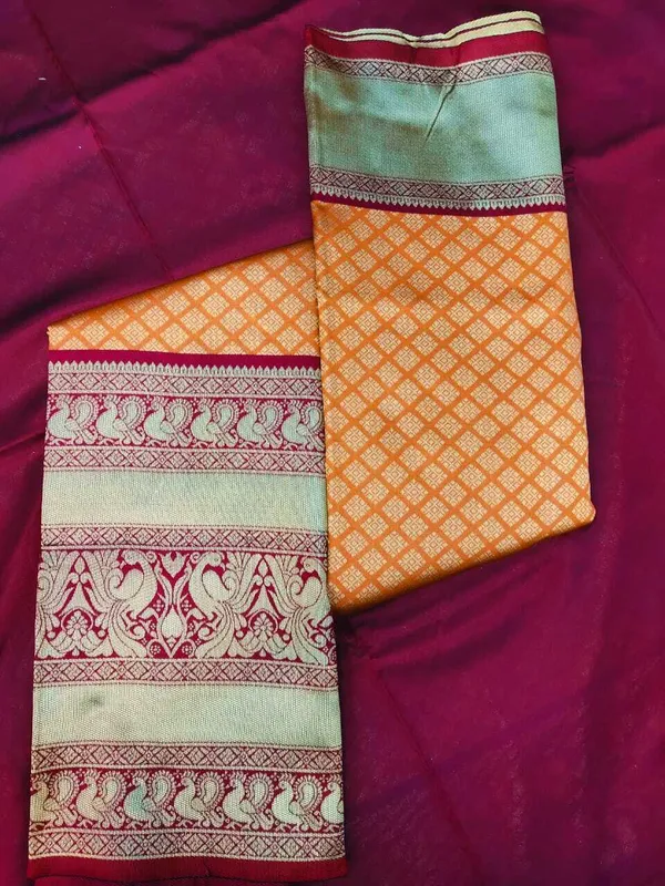 Magenta_Embellished_Bollywood_Jacquard_Saree_(Magenta)